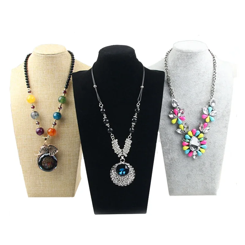 Fluwelen portret ketting displ - Body Jewelry Display recensie en prijs